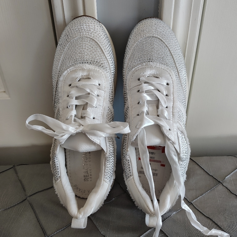 Reaction Kenneth Cole Take a Step White Sparkle Sneakers 9M